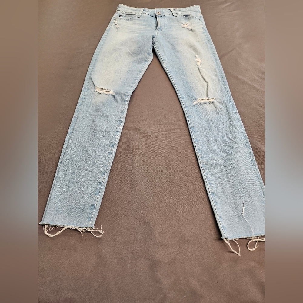 AG Jeans Women's 25 The Farrah Crop High Rise Skinny Jean Raw Hem in Azure Skies